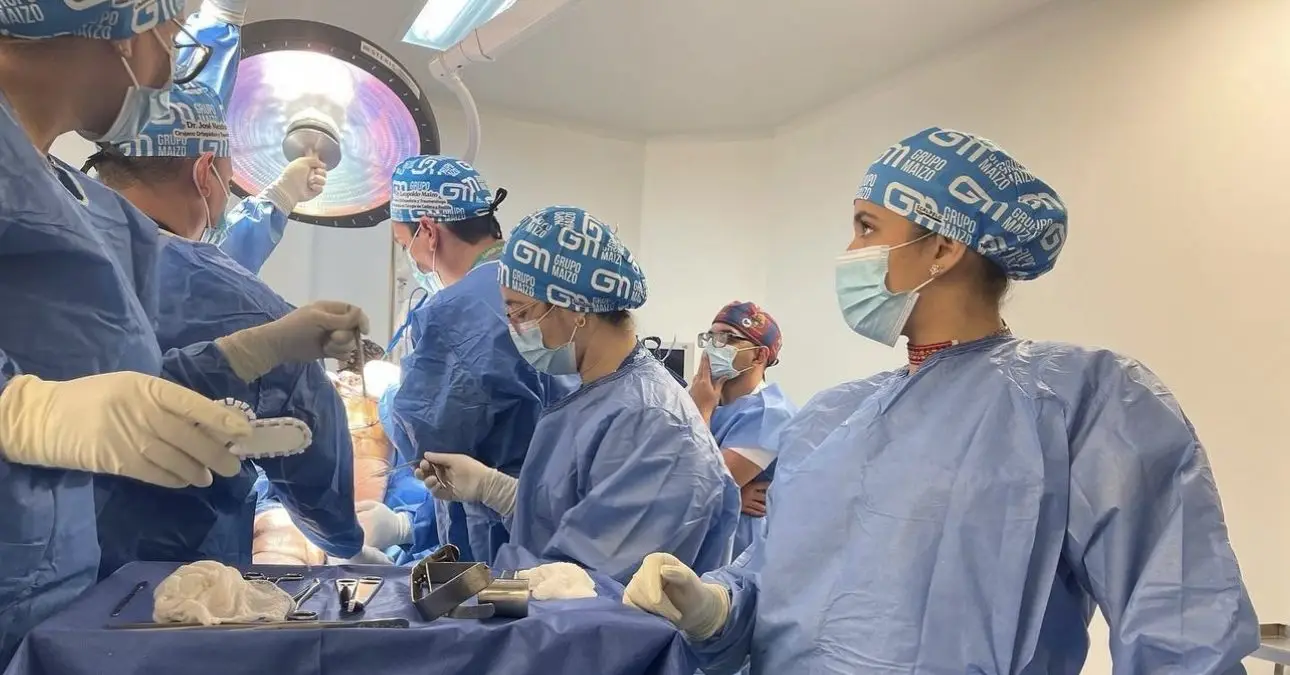 Equipo médico Grupo Maizo